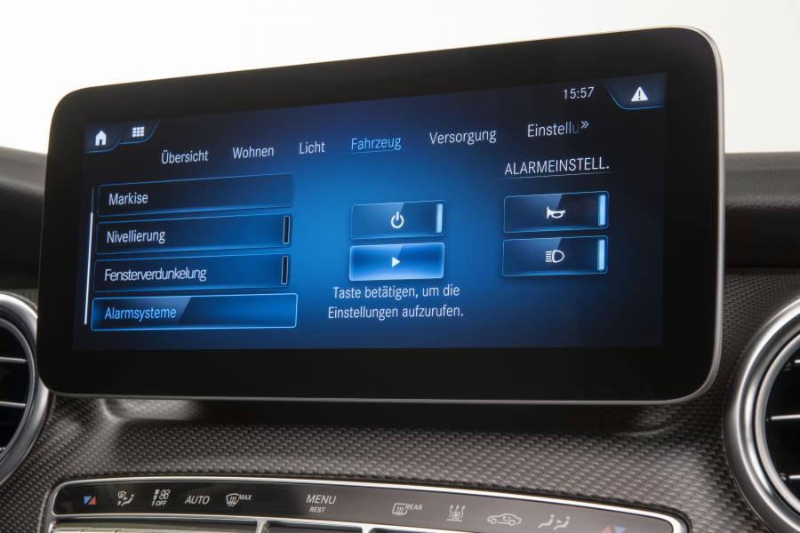 Детали интерьера Mercedes-Benz Concept Marco Polo (W447) 2018 года  (фото 16 из 20)